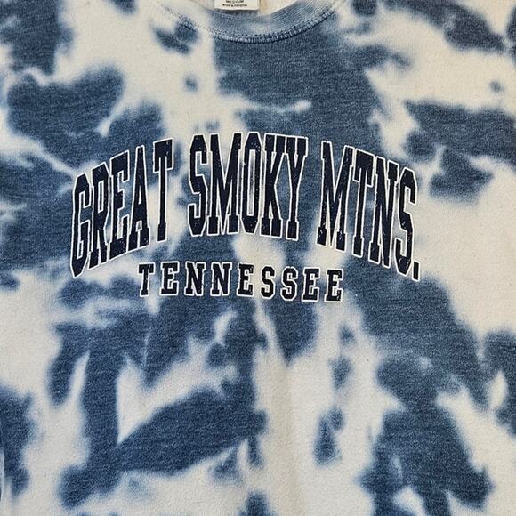 Great Smoky Mtns. Tennessee Girl's Sz M Blue‎ and White Tie Dye Sweatshirt - Picture 2 of 5